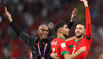 France - Maroc : les Marocains cadenassent leur but